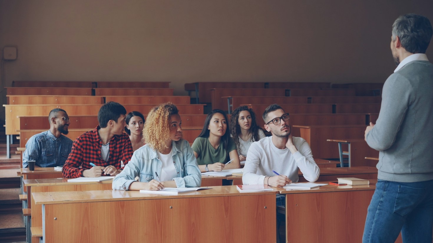 How Reading Novels Can Accelerate Your Language Learning